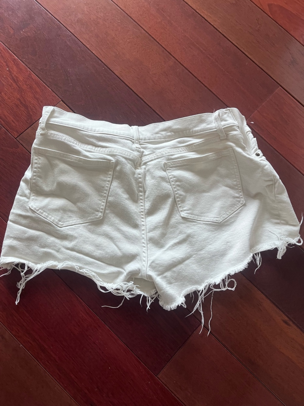 HATCH, The Cut Off Denim Maternity Short - Picture 2 of 4